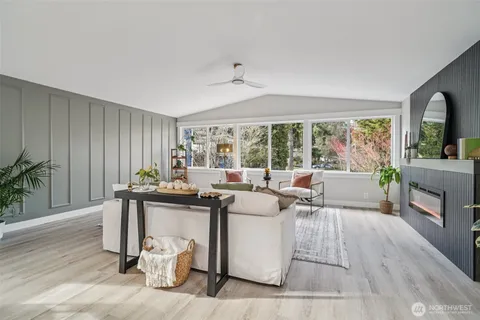 $1,155,000 | 21620 84th Place West, Edmonds, WA 98026