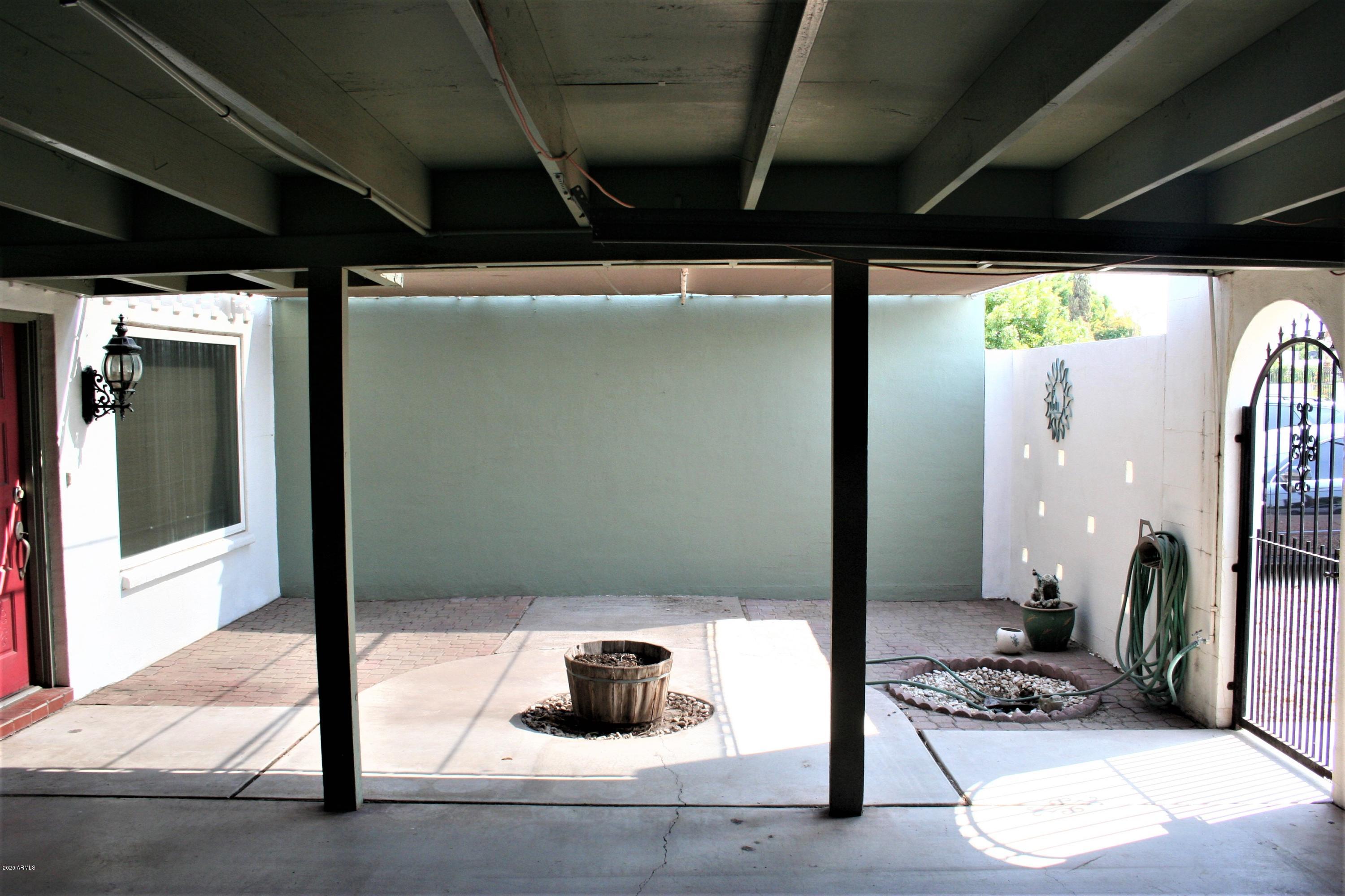 3405 South Wilson Street Tempe, AZ 85282 - Photo 3 of 21 Front Courtyard Entrance