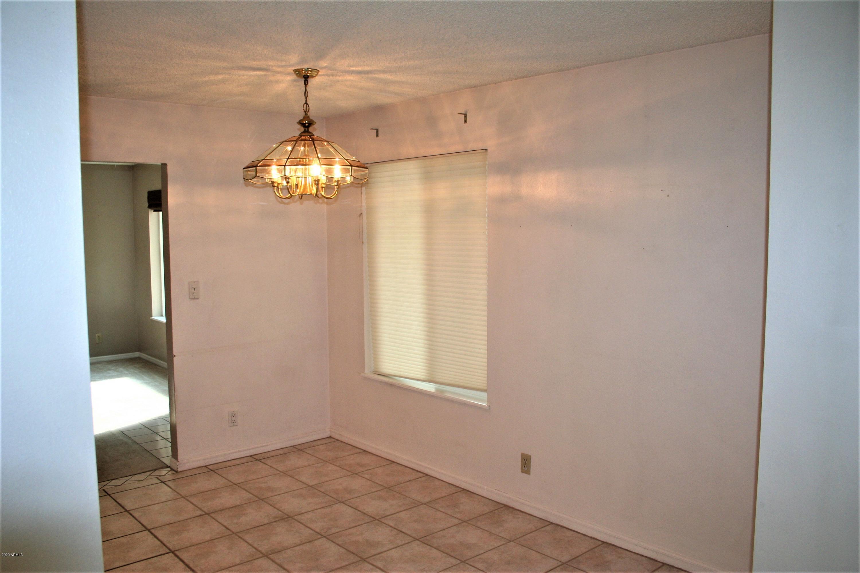 3405 South Wilson Street Tempe, AZ 85282 - Photo 6 of 21 Dining Area