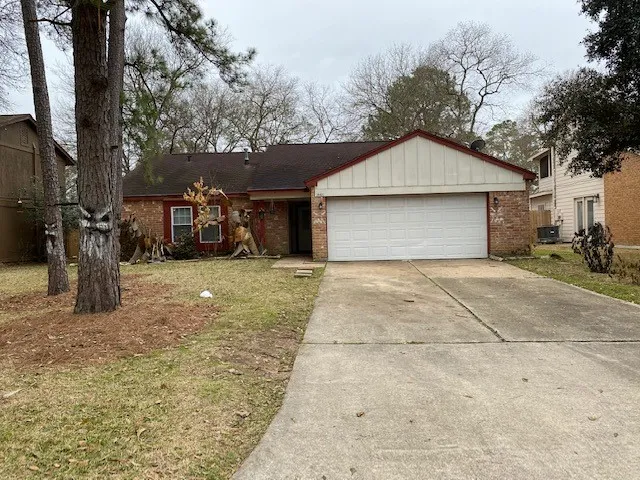 a house view with a outdoor space