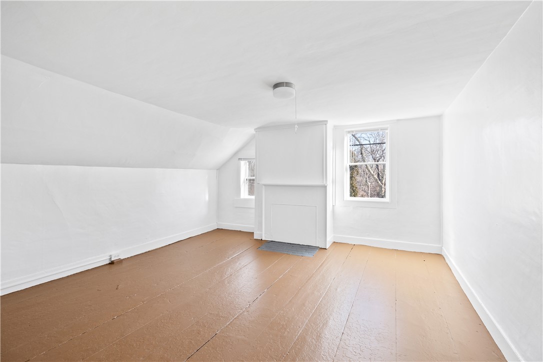 31 Wordell Lane Little Compton, RI 02837 - Photo 35 of 46 Bed Room 1