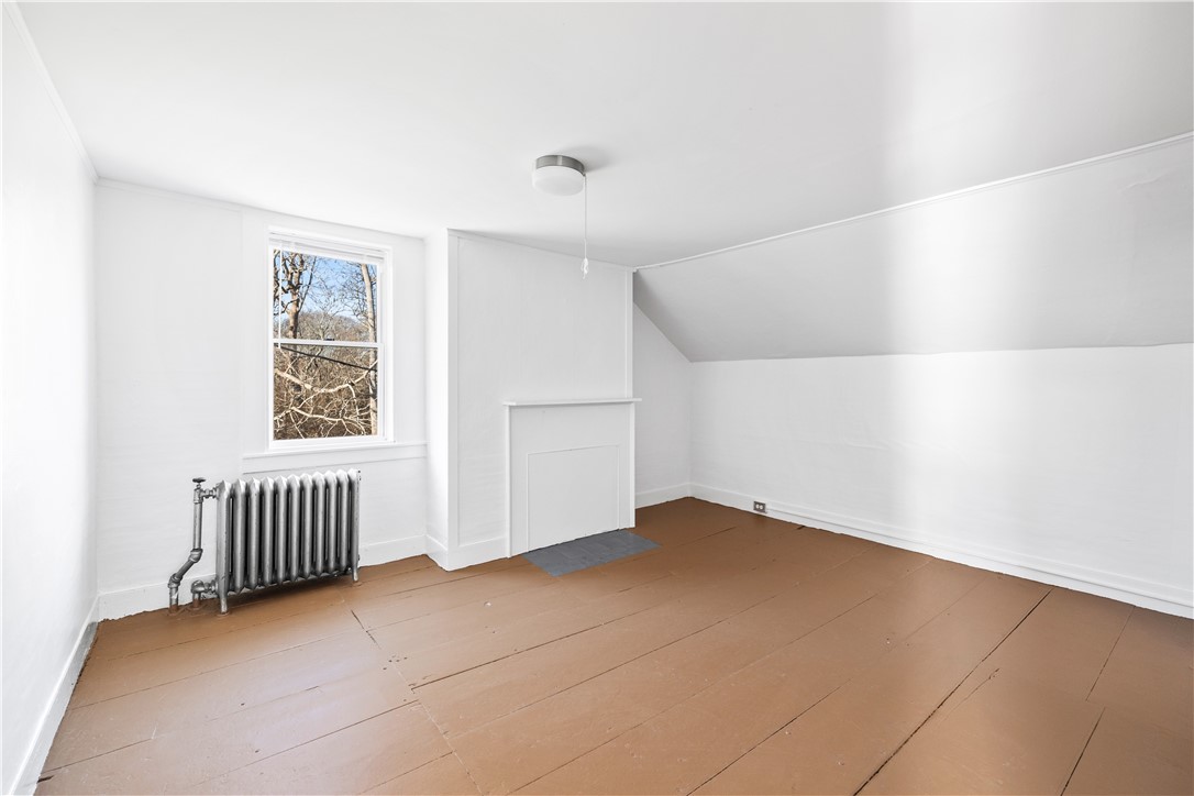 31 Wordell Lane Little Compton, RI 02837 - Photo 41 of 46 Bed Room 4