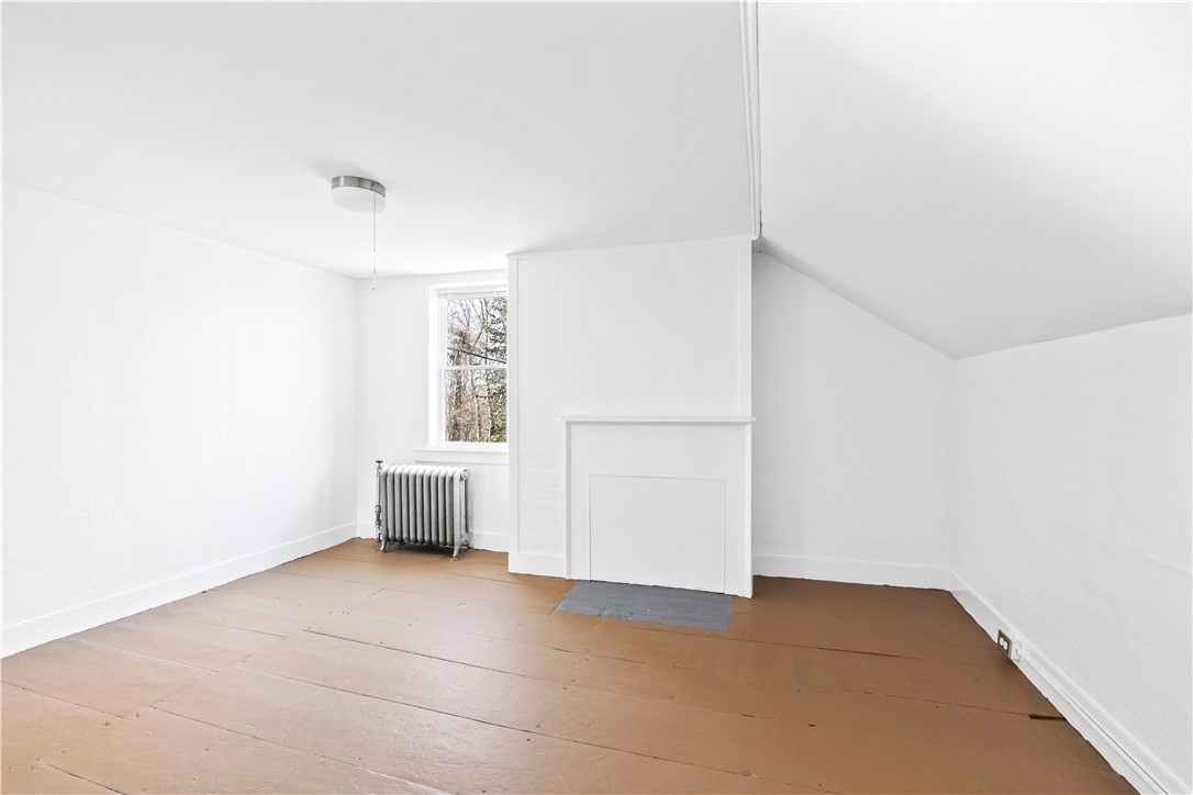 31 Wordell Lane Little Compton, RI 02837 - Photo 42 of 46 Bed Room 4