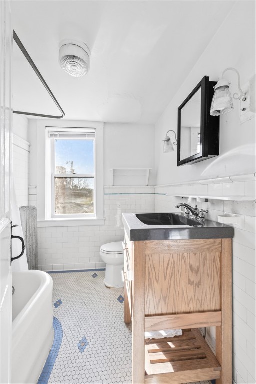 31 Wordell Lane Little Compton, RI 02837 - Photo 43 of 46 Full Bath 2nd Floor