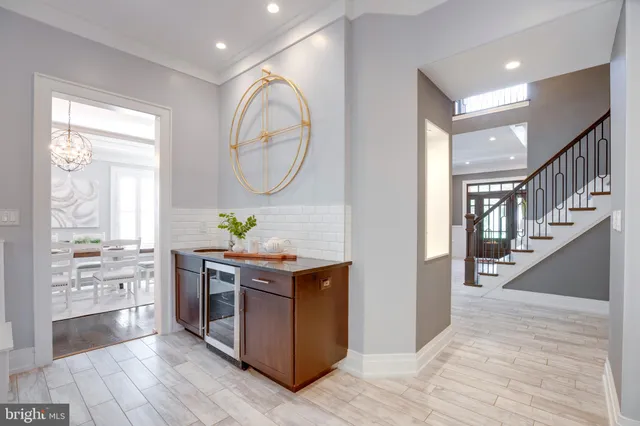 a view of a hallway with windows