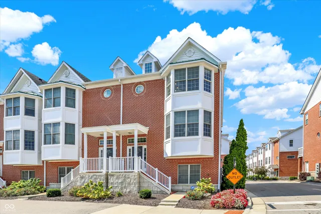 $465,000 | 70 Guilford Trail Drive, Unit 1, Carmel, IN 46032
