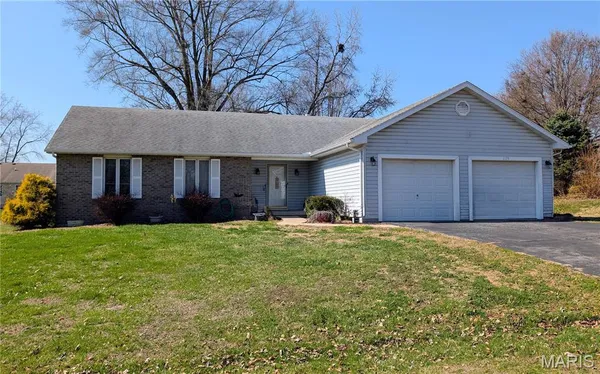 $250,000 | 1175 San Juan Drive, Edwardsville, IL 62025