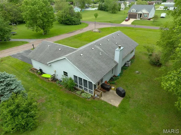 $250,000 | 1175 San Juan Drive, Edwardsville, IL 62025