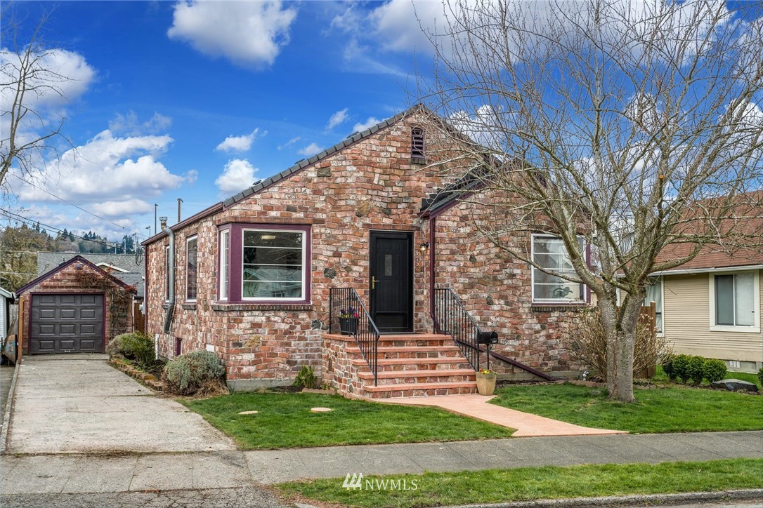 415 Williams Avenue North Renton, WA 98057 - Photo 1 of 36 Gallery Image 1