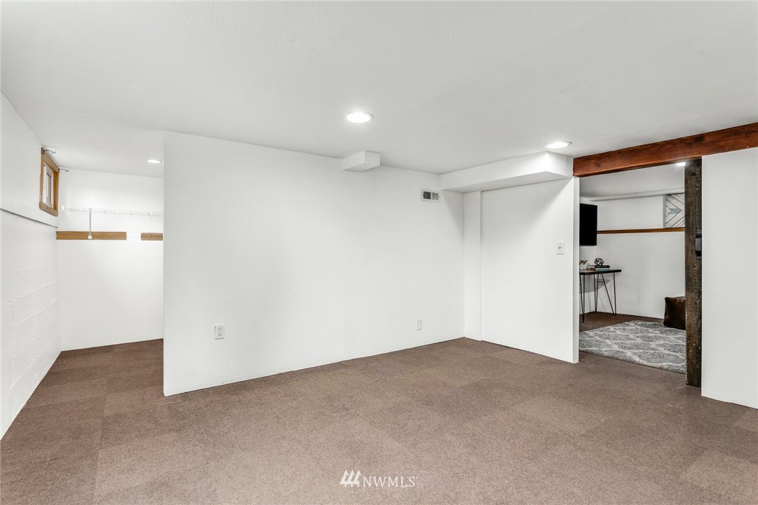 415 Williams Avenue North Renton, WA 98057 - Photo 25 of 36 Gallery Image 25