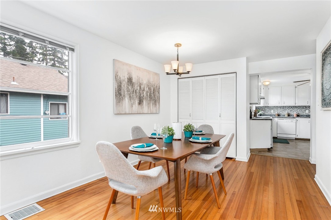 415 Williams Avenue North Renton, WA 98057 - Photo 7 of 36 Gallery Image 7
