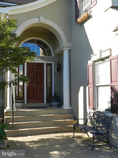 38 Winning Colors Road Stafford, VA 22556 - Photo 12 of 13 Grand Style on Entry Way.