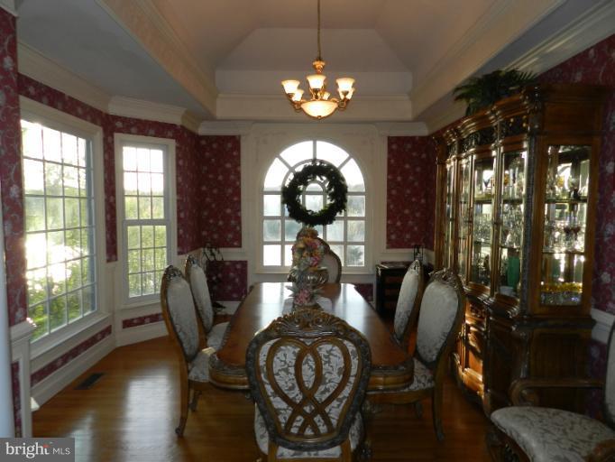 38 Winning Colors Road Stafford, VA 22556 - Photo 5 of 13 Large Well Lit Dining with Tray Ceiling.