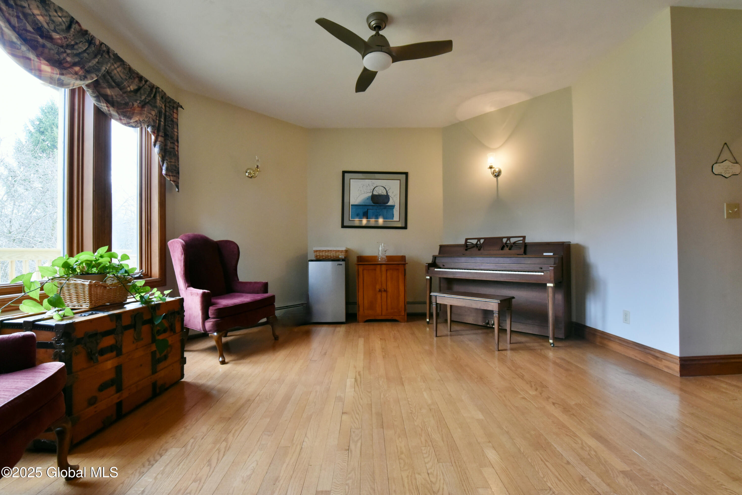 212 Anthony Road Halfmoon, NY 12065 - Photo 19 of 63 11