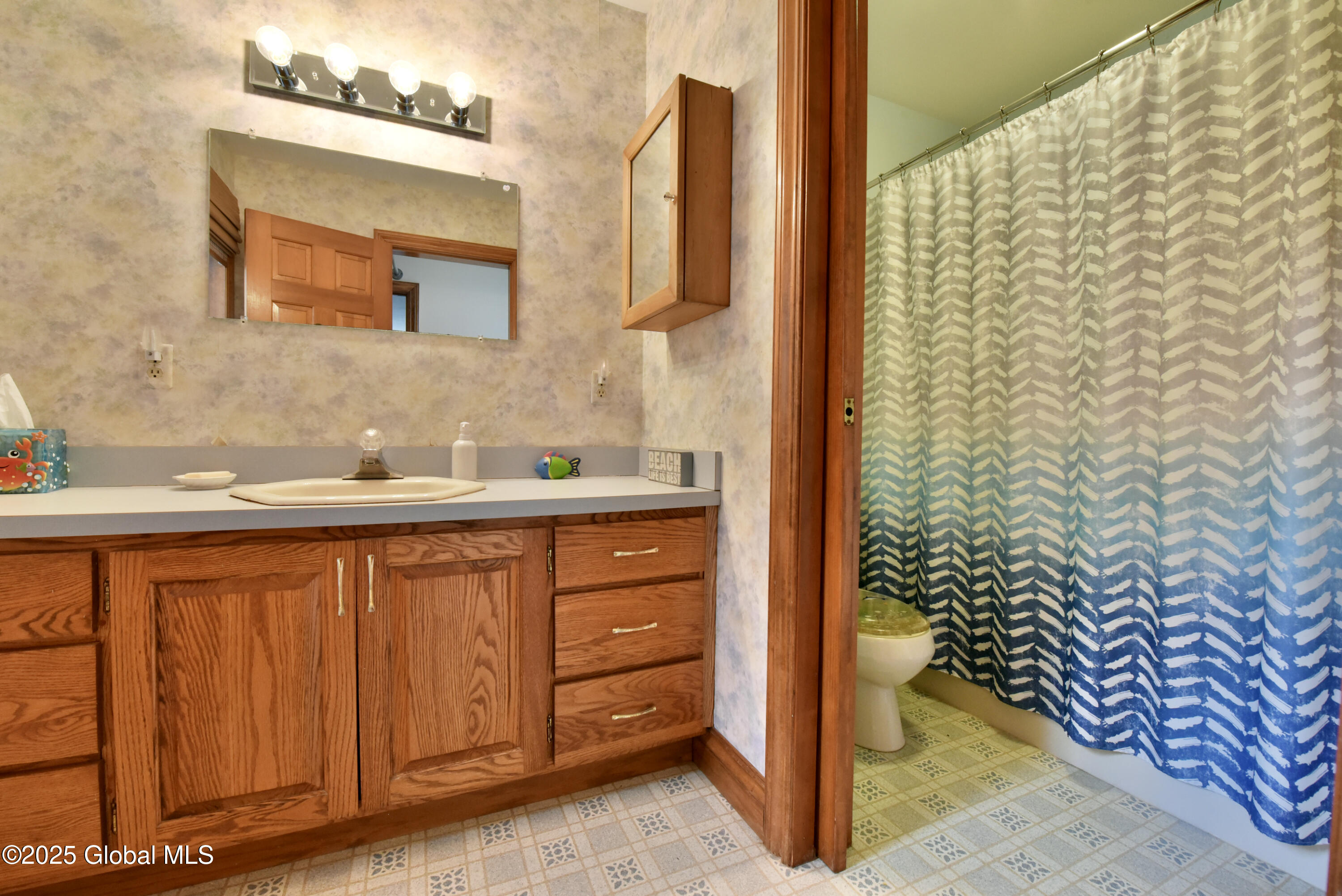 212 Anthony Road Halfmoon, NY 12065 - Photo 30 of 63 41