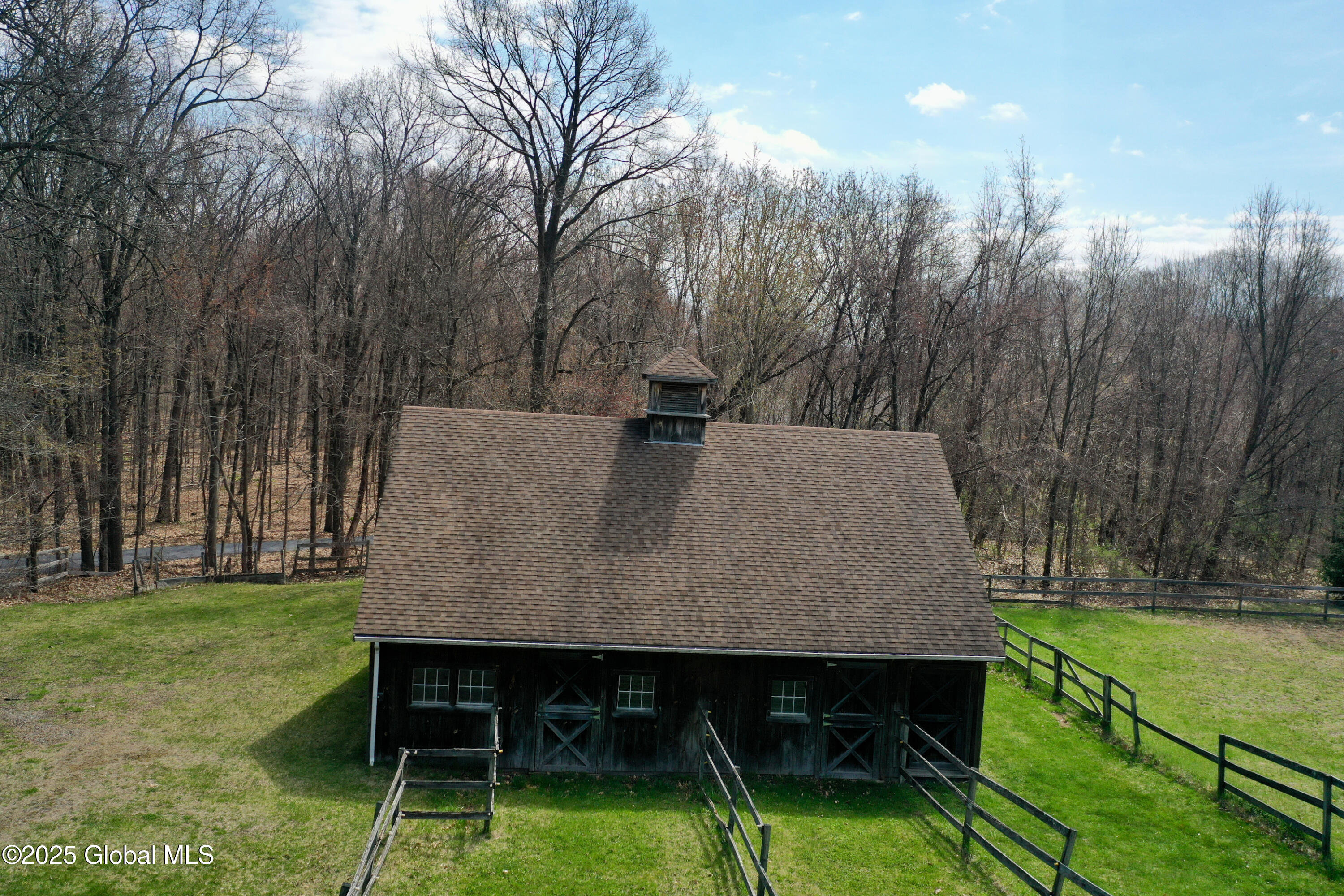 212 Anthony Road Halfmoon, NY 12065 - Photo 47 of 63 10