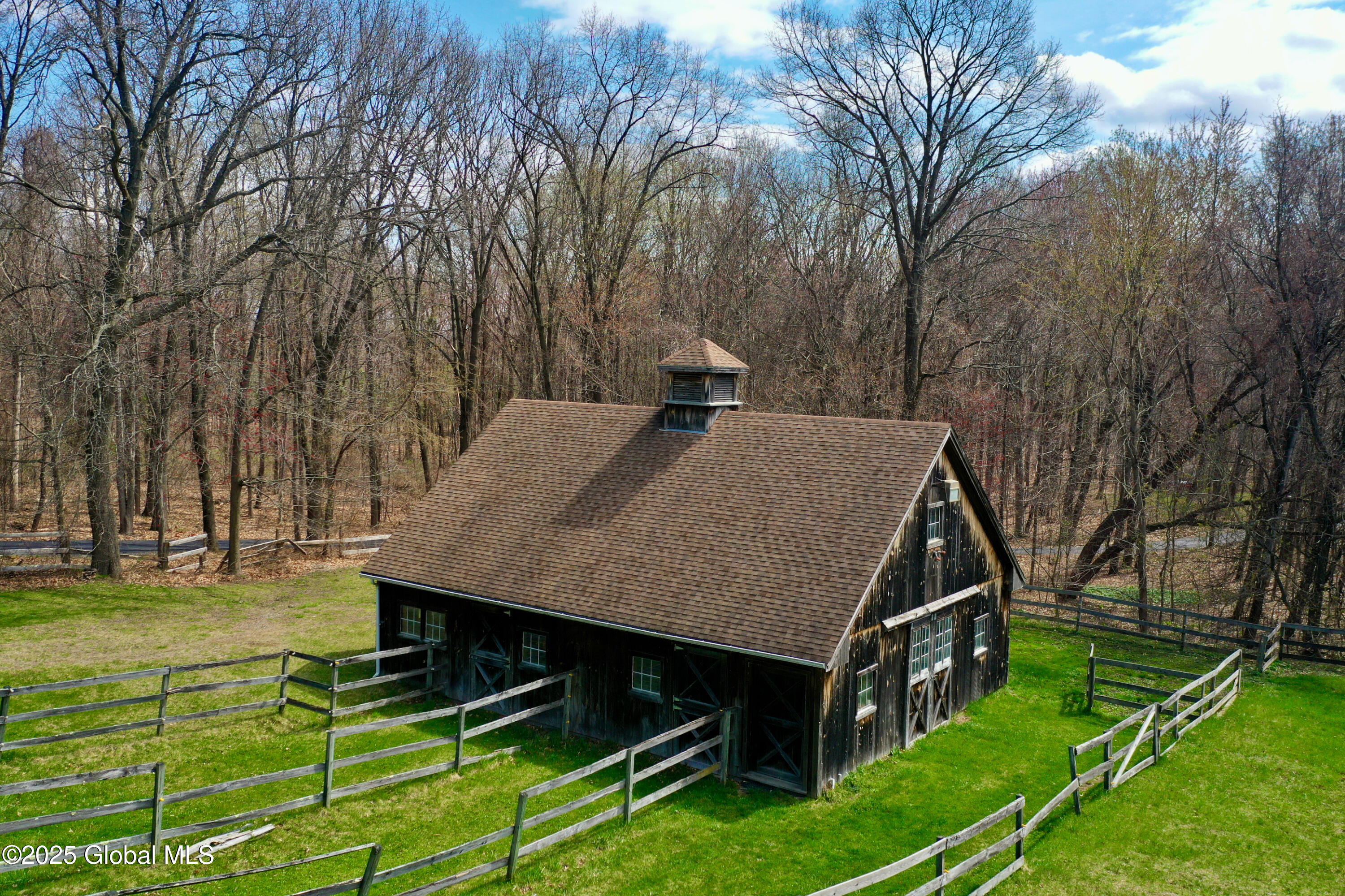 212 Anthony Road Halfmoon, NY 12065 - Photo 48 of 63 9