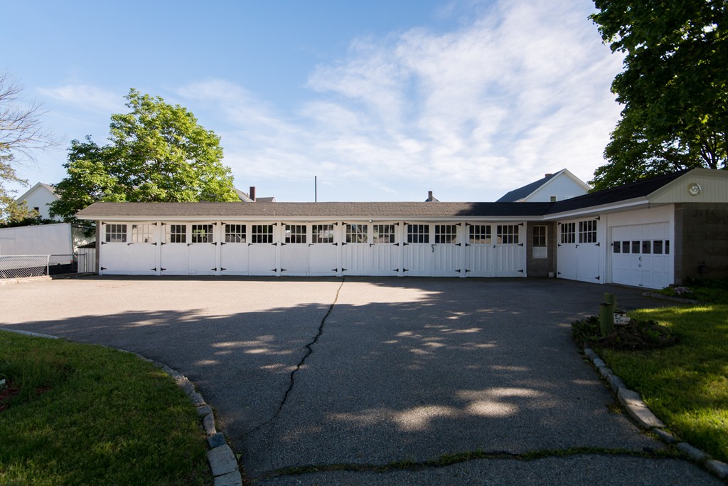 45 Niagara Street Fall River, MA 02721 - Photo 3 of 27 Gallery Image 3