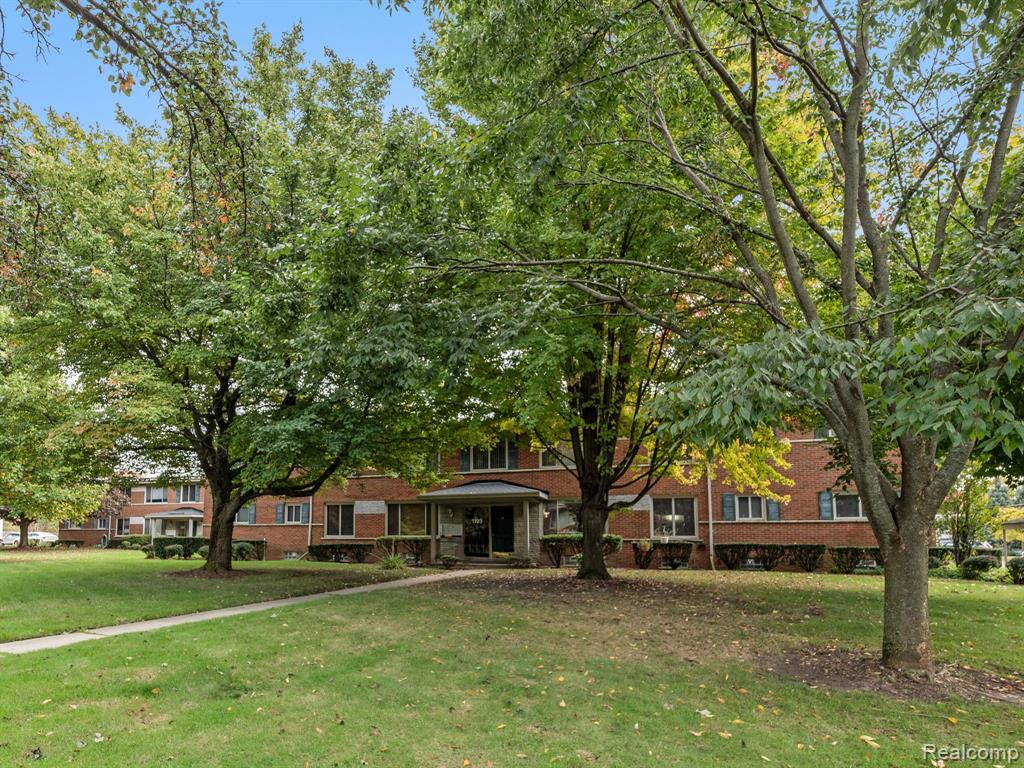 1195 Derby Road, Unit 8 Birmingham, MI 48009 - Photo 32 of 32