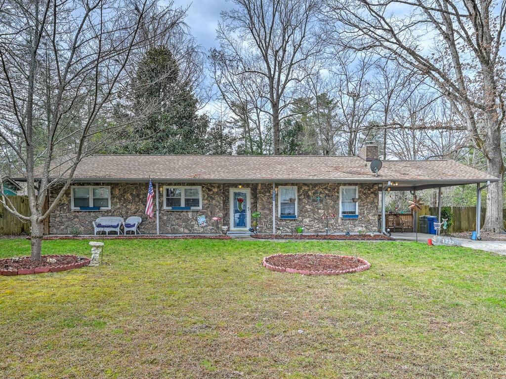 1223 Riford Road Hendersonville, NC 28792 - Photo 1 of 20 Gallery Image 1