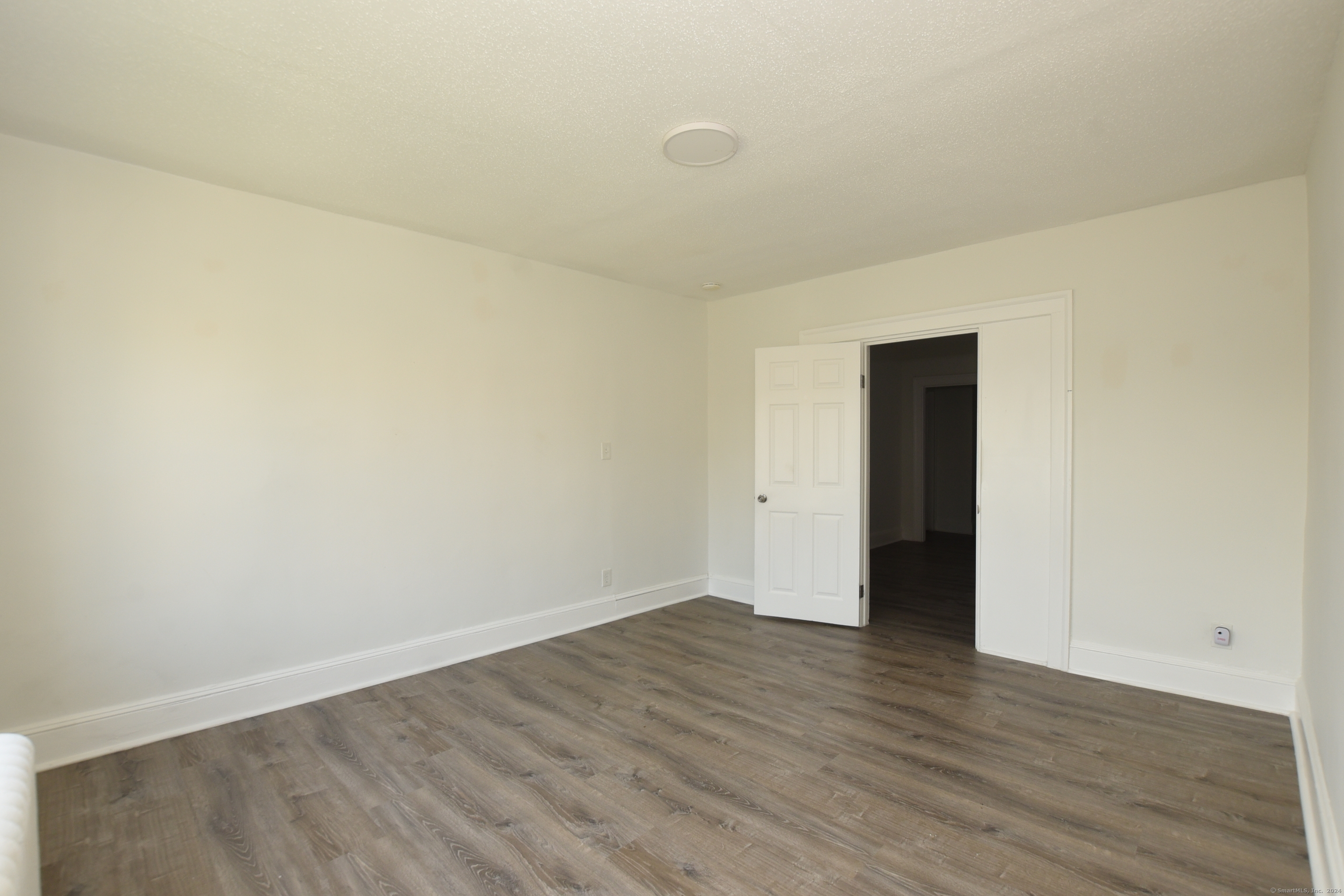 178 Roosevelt Street, Unit 2E Hartford, CT 06114 - Photo 13 of 37