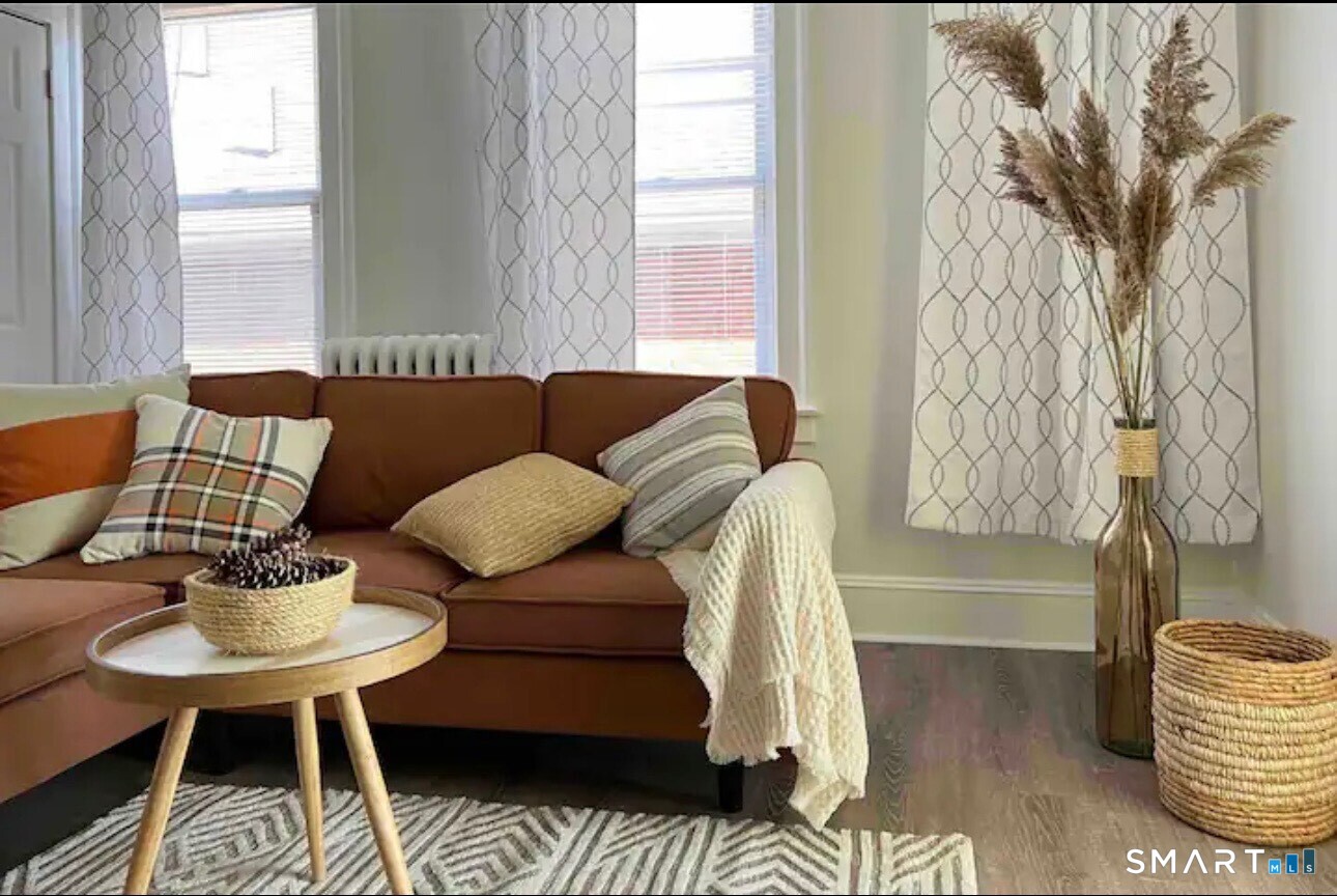 178 Roosevelt Street, Unit 2E Hartford, CT 06114 - Photo 17 of 37