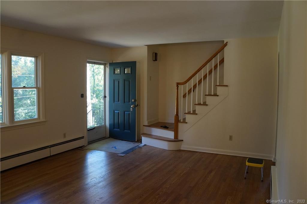 569 Belden Hill Road Norwalk, CT 06850 - Photo 5 of 21