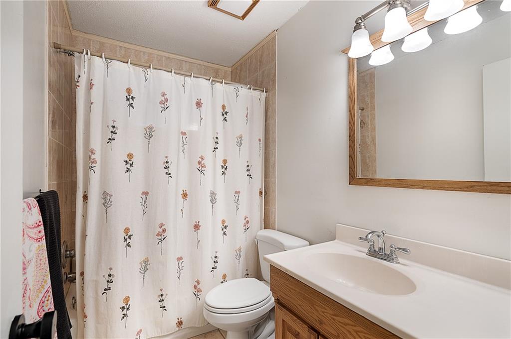 8704 West 72nd Street Merriam, KS 66204 - Photo 29 of 49