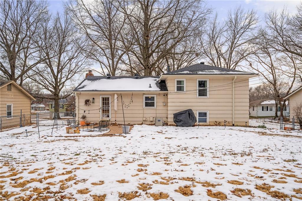 8704 West 72nd Street Merriam, KS 66204 - Photo 38 of 49