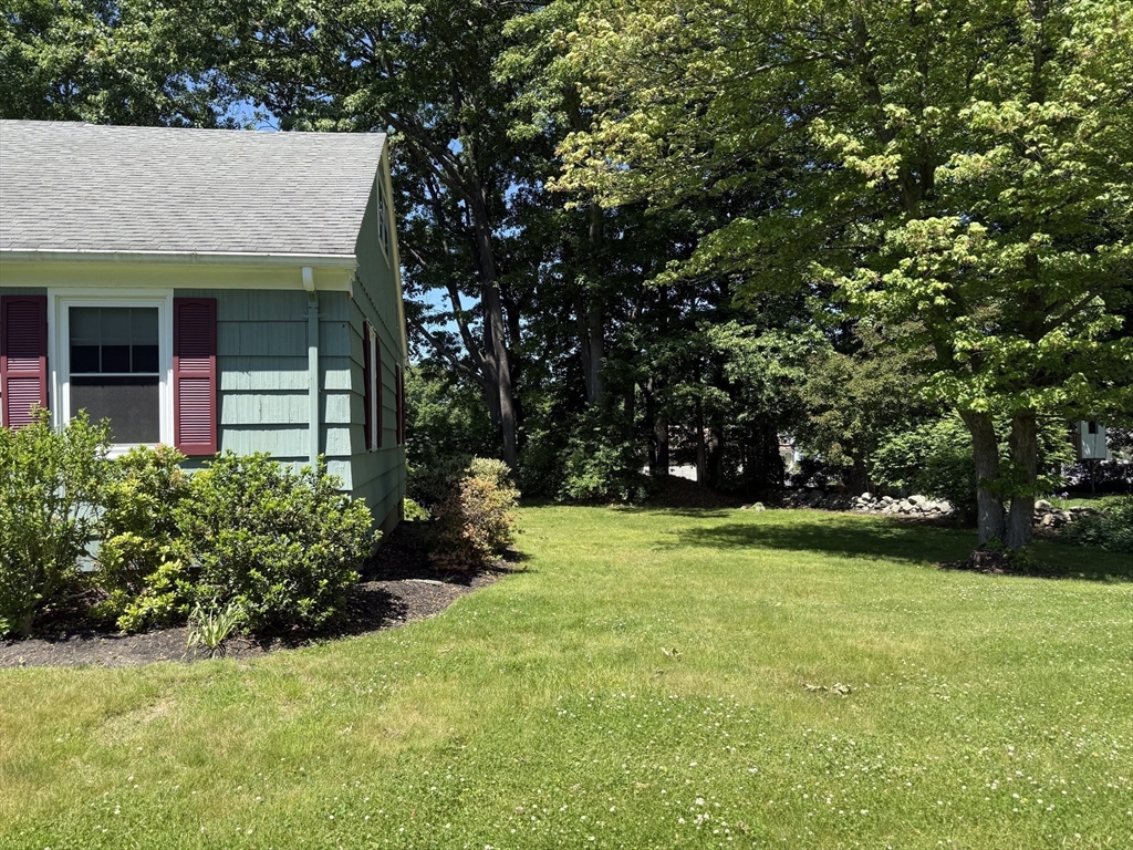 50 Edgewood Road Shrewsbury, MA 01545 - Photo 5 of 33