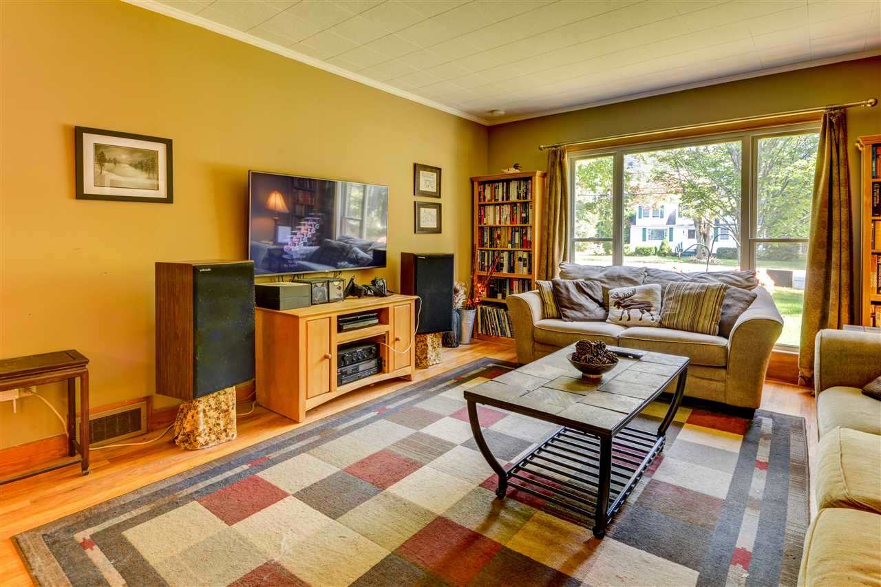 334 Maple Road Tamworth, NH 03886 - Photo 3 of 21 Gallery Image 3
