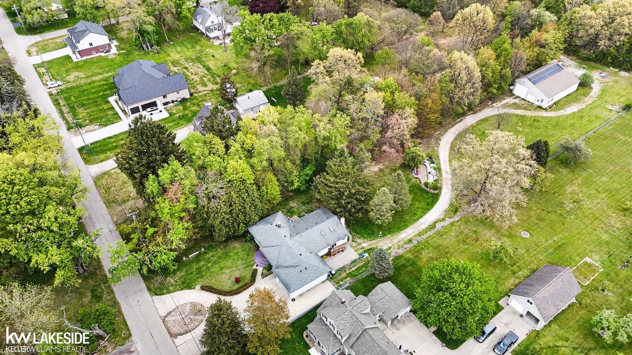 46502 Woodall Road Utica, MI 48317 - Photo 46 of 54