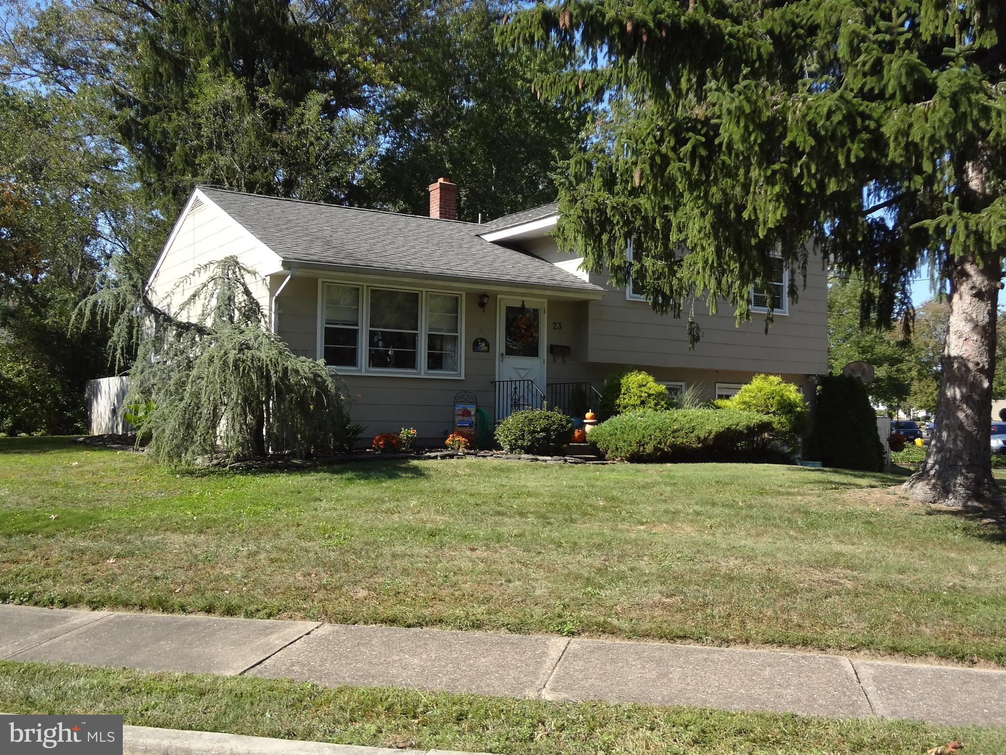 23 Overton Road Trenton, NJ 08690 - Photo 2 of 22 Gallery Image 2