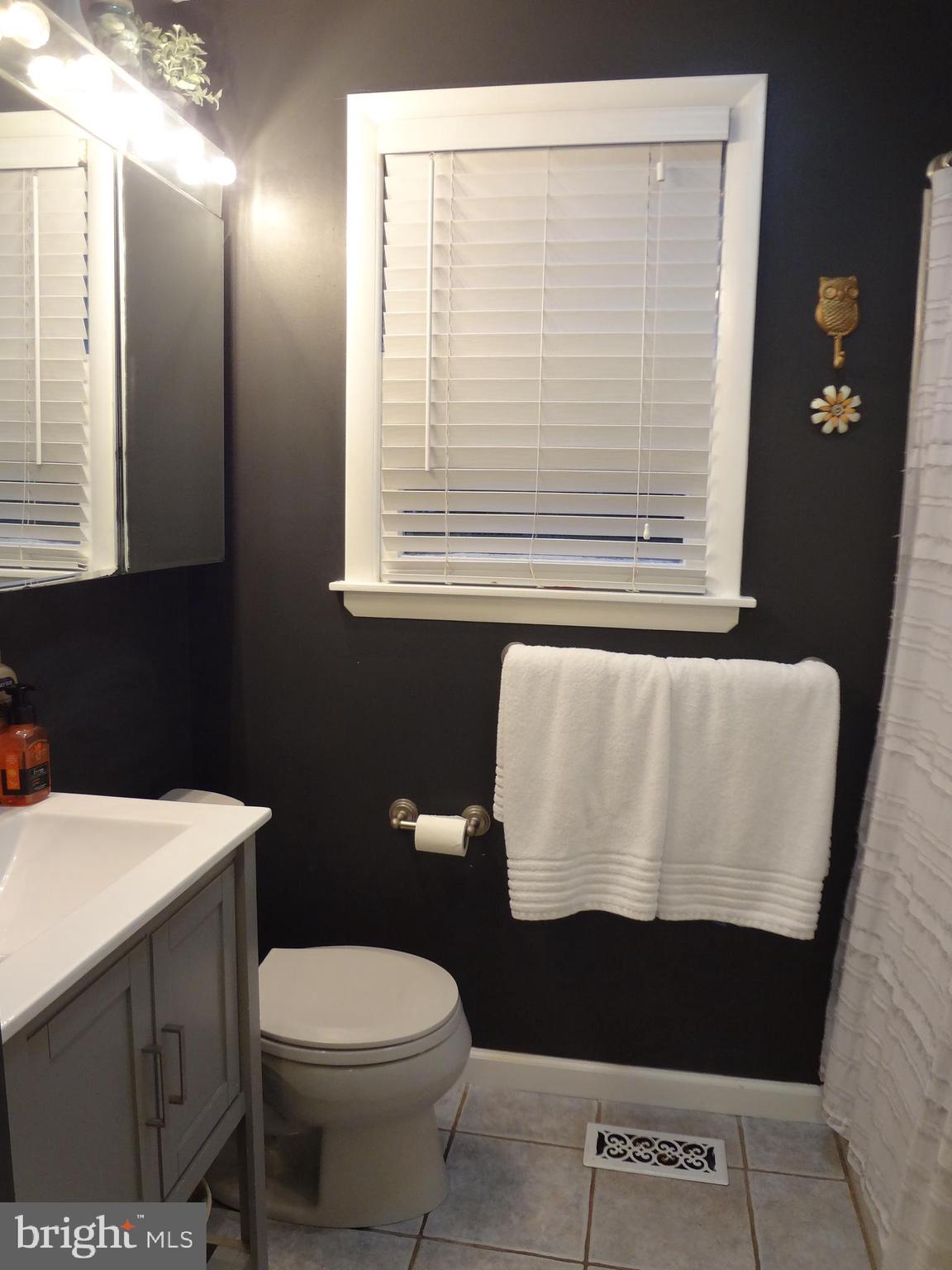 23 Overton Road Trenton, NJ 08690 - Photo 12 of 22 Gallery Image 12