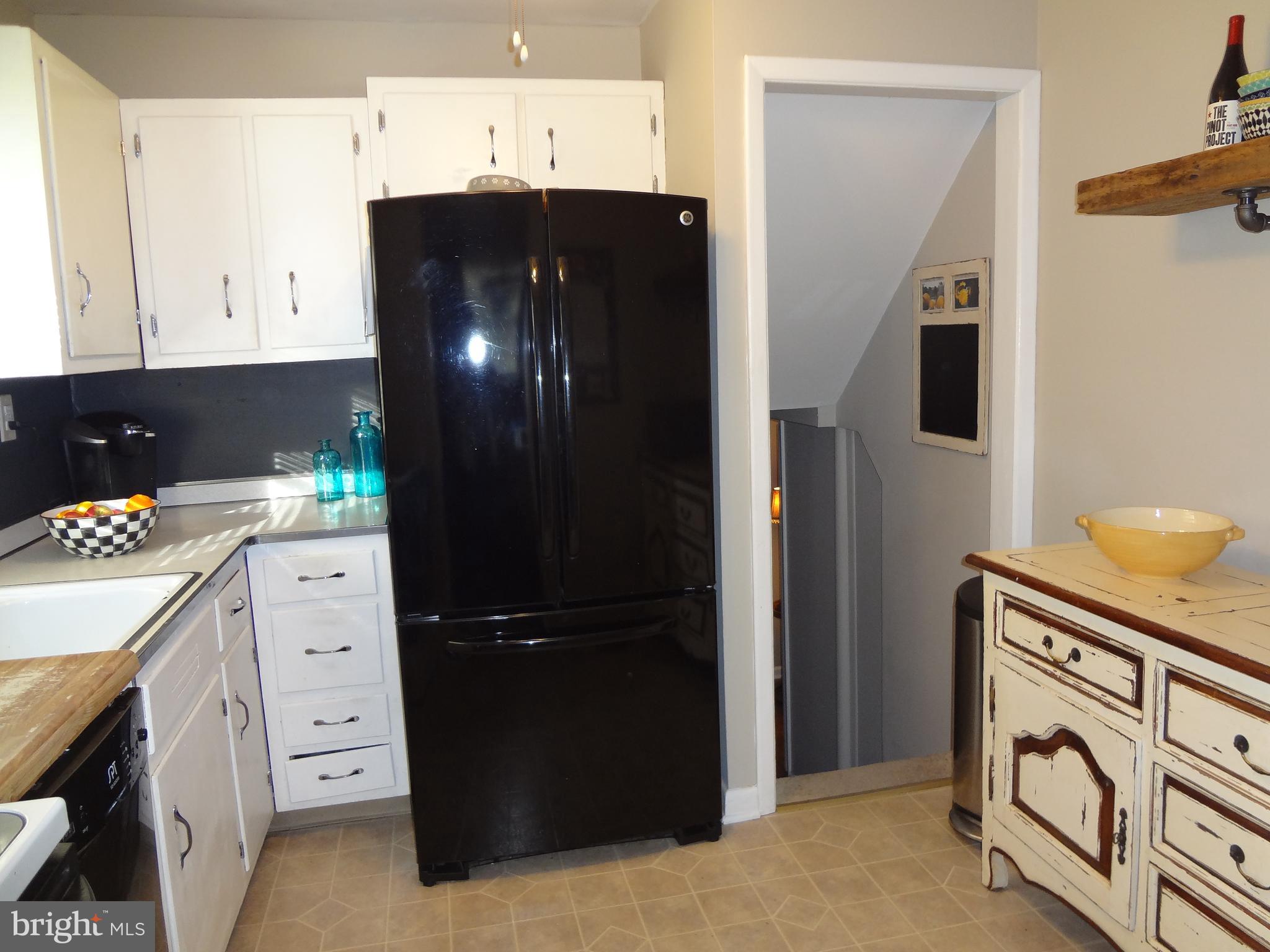 23 Overton Road Trenton, NJ 08690 - Photo 10 of 22 Gallery Image 10