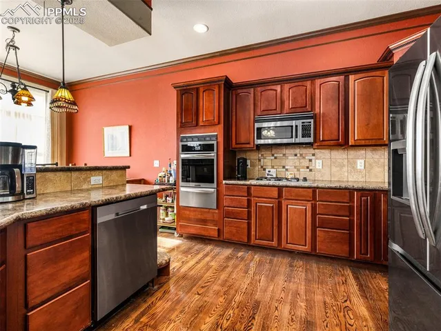 $514,900 | 982 West Caliente Drive, Pueblo, CO 81007