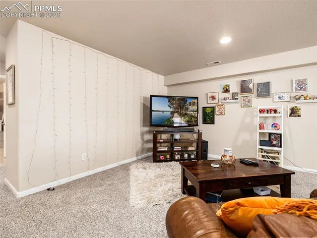 $514,900 | 982 West Caliente Drive, Pueblo, CO 81007