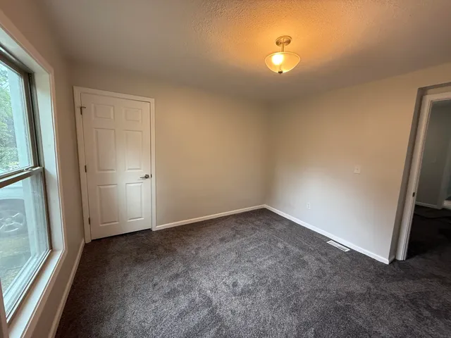 $130,000 | 1015 North Blackstone Street, Jackson, MI 49202