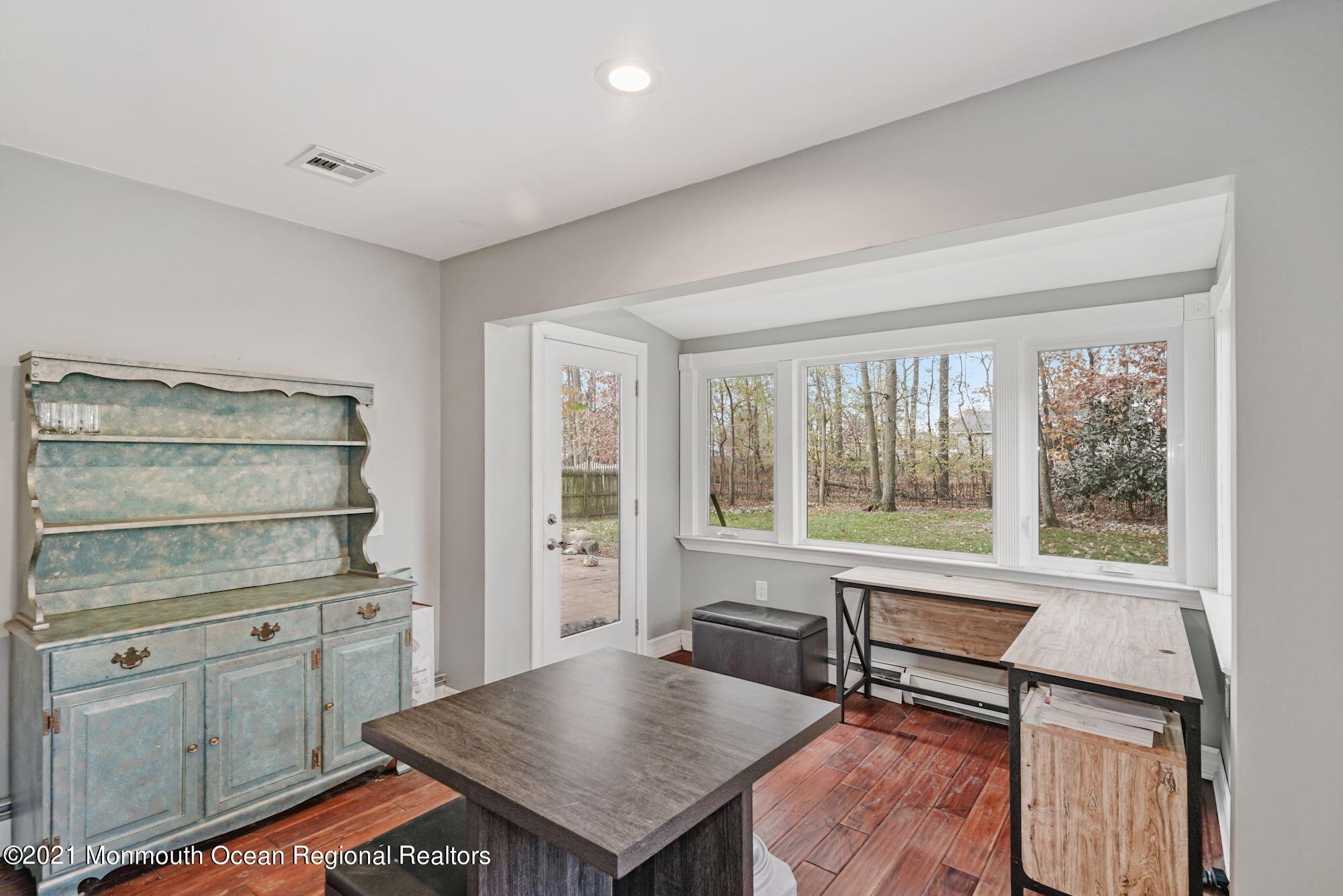 29 Wrangle Brook Road Toms River, NJ 08755 - Photo 16 of 28 016_29_Wrangle_Brook_Rd_360615_676411