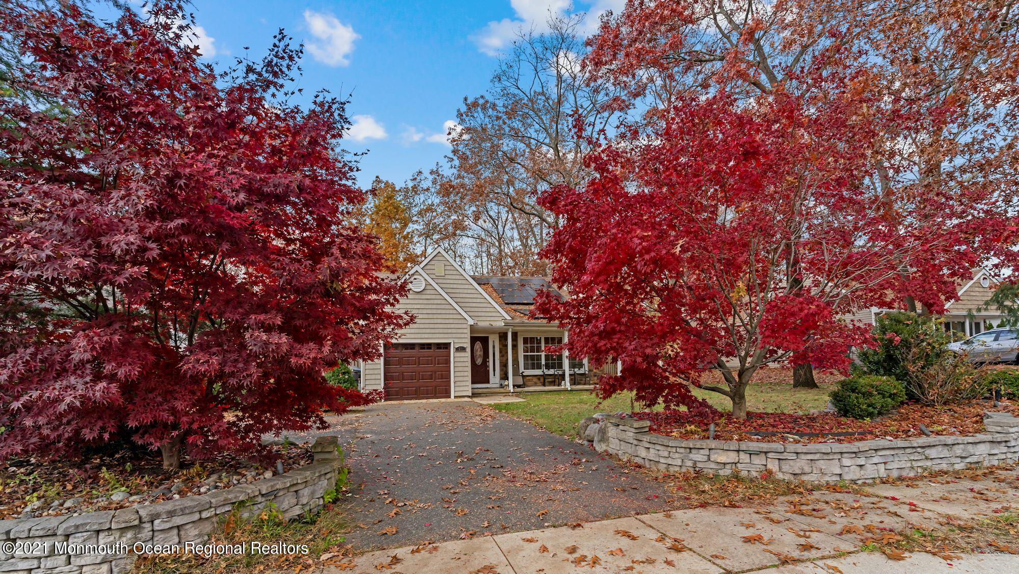29 Wrangle Brook Road Toms River, NJ 08755 - Photo 6 of 28 006_29_Wrangle_Brook_Rd_360615_676411