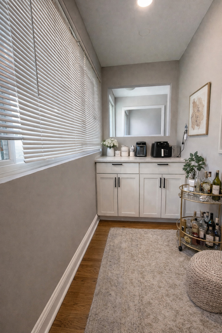 9255 Ballard Road Des Plaines, IL 60016 - Photo 6 of 35 Gallery Image 6