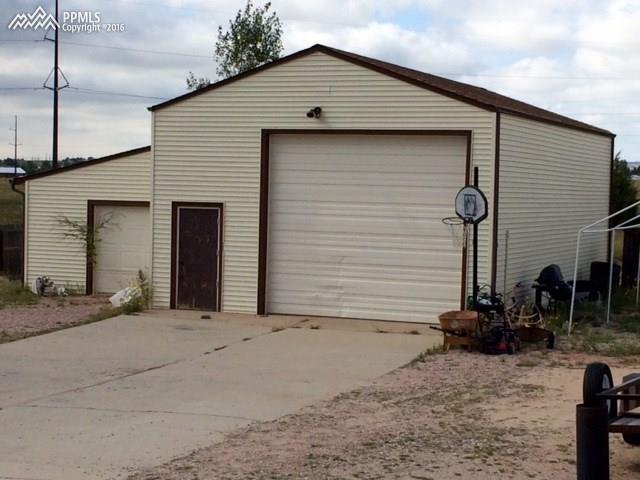 13770 Garrett Road Peyton, CO 80831 - Photo 4 of 22