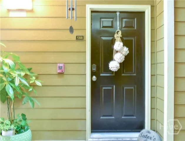 $1,950 | 5301 Walden Park Drive, Savannah, GA 31410