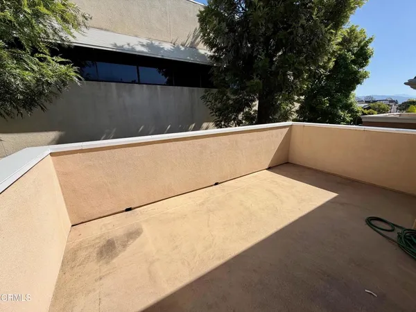 $2,500 | 120 South Mentor Avenue, Unit 304, Pasadena, CA 91106