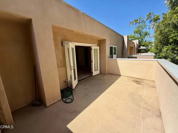$2,500 | 120 South Mentor Avenue, Unit 304, Pasadena, CA 91106