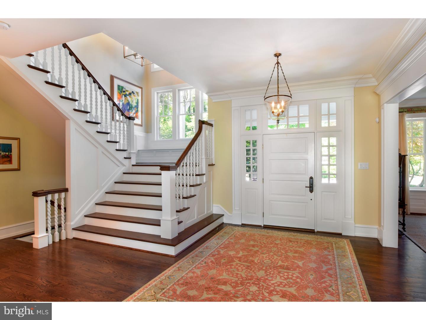 867 Lesley Road Villanova, PA 19085 - Photo 2 of 24