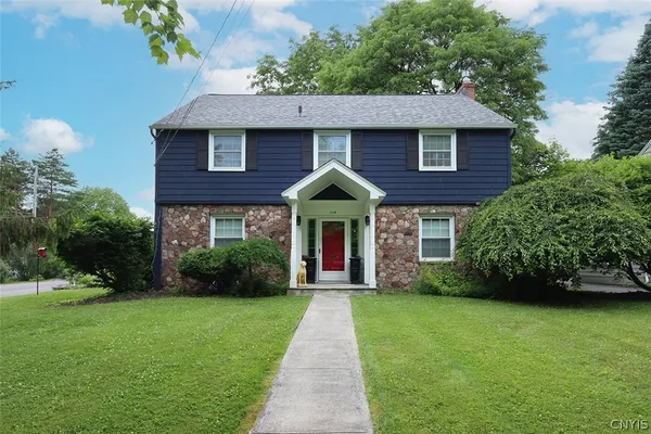 $499,900 | 114 Cornwall Drive, De Witt, NY 13214