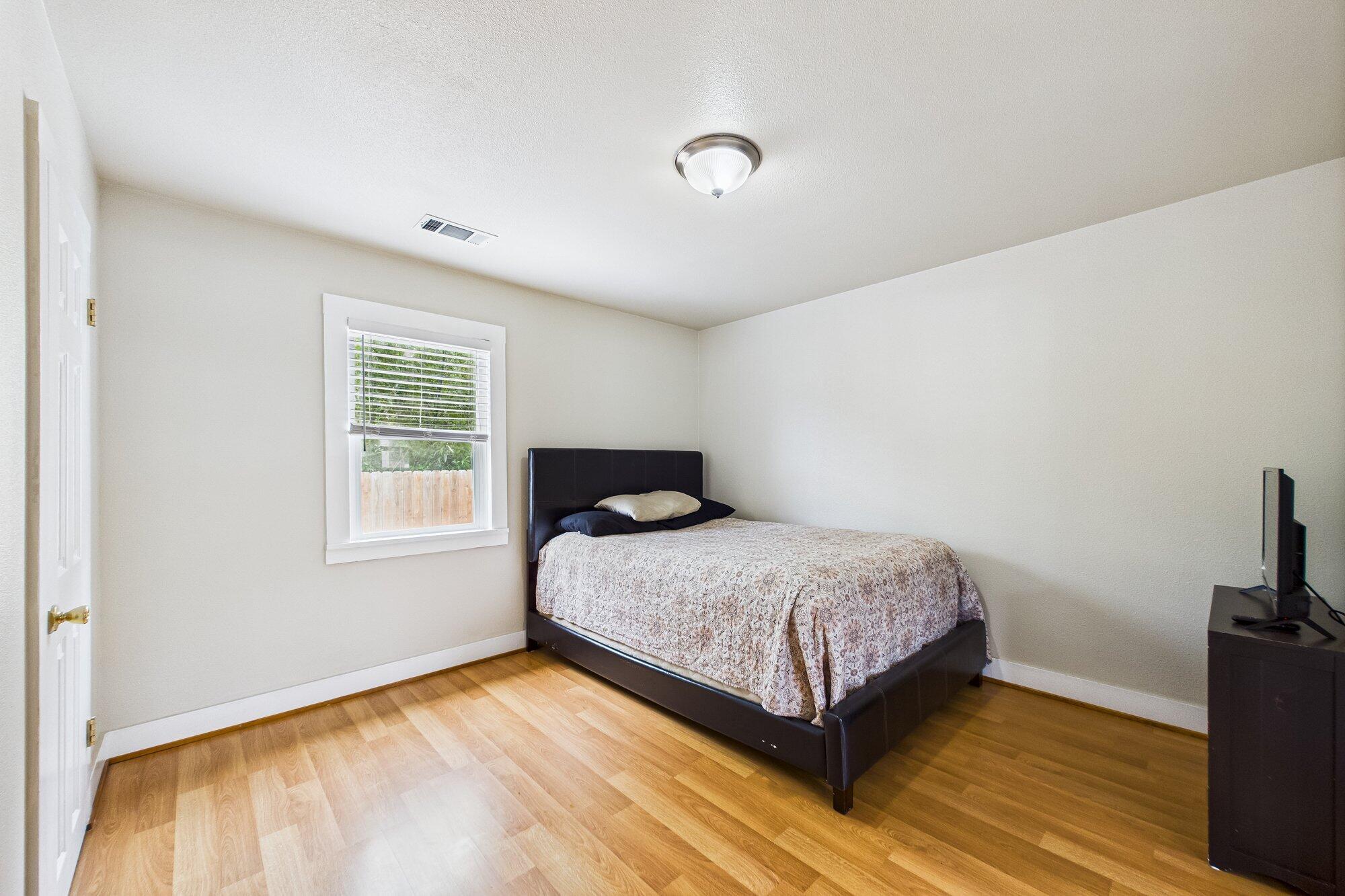 96 Painter Street Rio Dell, CA 95562 - Photo 8 of 17