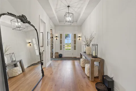 $1,195,000 | 412 Oak Park Drive, Spicewood, TX 78669