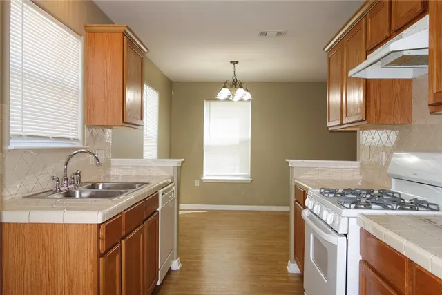 $1,950 | 6308 Perlita Drive, Austin, TX 78724